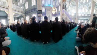 Küçükçekmecede depremde hayatını kaybedenler için Kuran-ı Kerim okutuldu