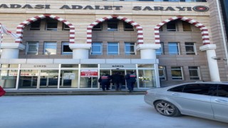 Kuşadasında 54 yıl hapis cezası ile aranan firari yakalandı