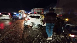 Kütahyada zincirleme trafik kazası: 1 yaralı