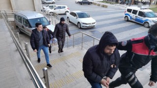 Kuyumcunun dikkati dolandırıcılık şebekesinin oyununu bozdu