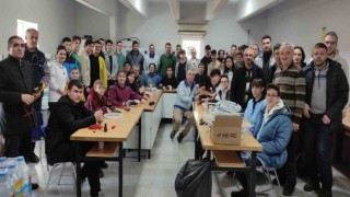 Liseli öğrencilerin ürettiği prizler depremzedelere ışık olacak