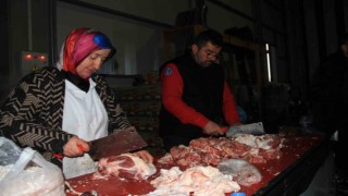 Malatyada günlük 50 bin depremzedeye sıcak yemek