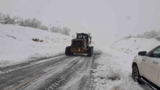 Malatyada kardan kapalı yol kalmadı