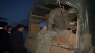 Mehmetçik Hatayda yardım faaliyetlerini gece de sürdürdü