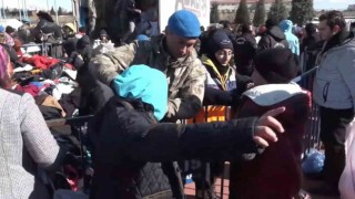 Mehmetçik, Kahramanmaraşta gıda ve yiyecek yardımına devam ediyor