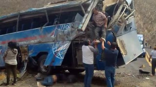 Meksika'da katliam gibi kaza: 17 ölü, 13 yaralı