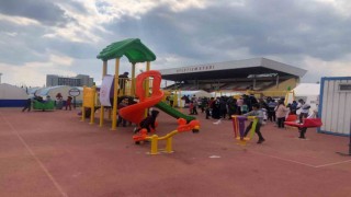Melikgazi Çadır Kente Oyun Parkı Kurdu