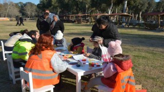 Mersin Büyükşehir Belediyesi, Tarsusun 2 ayrı noktasında depremzedeleri ağırlıyor