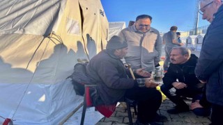 Milletvekili Tin, depremzedelerle görüştü
