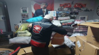 Motosiklet derneğinden deprem bölgesine malzeme yardımı