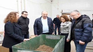 Mudanya Belediyesi kedi ve köpek maması üretimine başladı