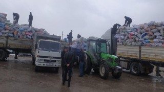 Mudurnu ilçesinden 6 kamyon odun yardımı gönderildi