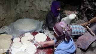Narmanlı kadınlar depremzedeler için tandırın başında: “Onlar açken biz tok yatamadık”