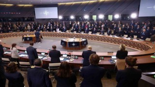 NATO Savunma Bakanlarından Türkiye için 1 dakikalık saygı duruşu