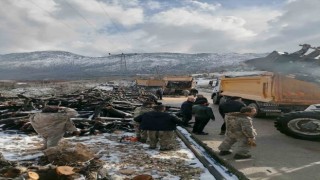 OGMden deprem bölgesine yakacak odun yardımı