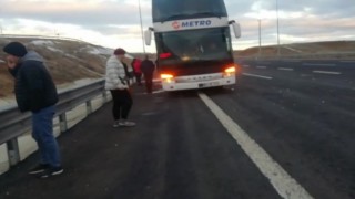 Otobüs arıza yapınca eksi 5 derecede 4.5 saat beklediler