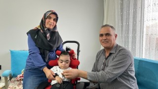 (ÖZEL) Hasta oğlu için diktiği özel kıyafetler ona iş kapısı oldu