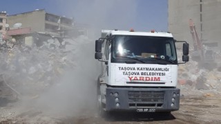 Öztürk: Deprem bölgesinde canla başla çalışıyoruz”