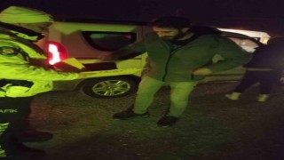 Polis ekiplerinden görenlerin içini ısıtan davranış