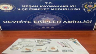 Polisin durdurduğu şüpheliden uyuşturucu çıktı