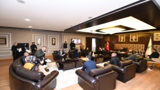 Pursaklardan depremzedelere yardım eli