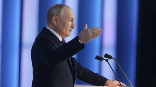 Putin: "Yeni START anlaşmasına katılımımızı askıya alıyoruz"