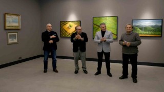 Ressam Gökçebağın Geçmiş Uzun Sürer isimli resim sergisi Ada Modernde açıldı