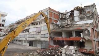 Riskli yapı tespiti yaptırmak isteyenleri kimse engelleyemez
