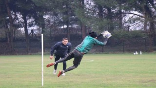 Sakaryaspor, Ankara Keçiörengücü çalışmalarını sürdürüyor