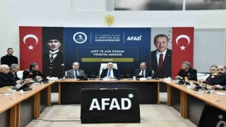 Samsundan deprem bölgelerine onlarca ekip ve çok sayıda araç sevk edildi