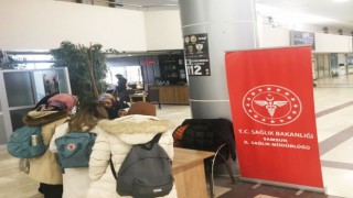 Samsundan deprem bölgesine 98 gönüllü sağlık çalışanı daha gitti