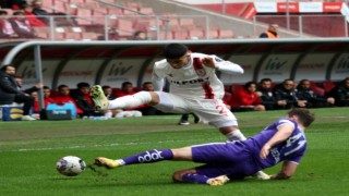 Samsunspor ile 52 Orduspor FK, depremzedeler için karşılaştı