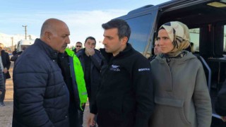 Selçuk Bayraktar, Doğanşehirde depremzedeleri ziyaret etti