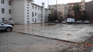 Siirtte kaykay ve bisiklet parkuru yapılıyor