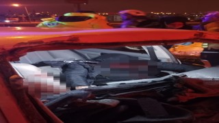 Silivride otomobil kar küreme aracına ok gibi sapladı: 1 ölü