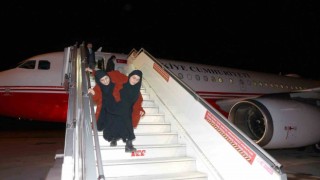 Siyam ikizleri, Cumhurbaşkanlığı uçağı ile Ankaraya getirildi