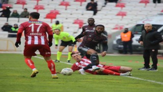 Spor Toto Süper Lig: Sivasspor: 0 - Beşiktaş: 0 (Maç devam ediyor)
