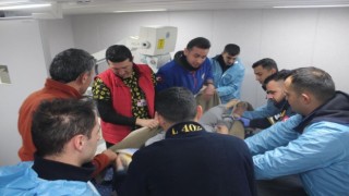 TCG Bayraktarda yaralı vatandaşların tedavisi sürüyor