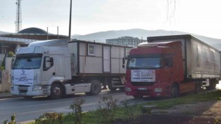 Tekkeköyden depremzede çocuklara oyuncak