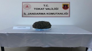 Tokatta 1 kilo 180 gram kubar esrar ele geçirildi