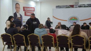 Toroslar Belediyesi Acil Destek Merkezi depremzedelerin yanında