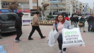 Turgutlulular deprem bölgesi için yardım kampanyasına akın etti