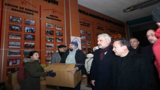 Tuzla deprem bölgelerine yardım ulaşması için tek yürek oldu