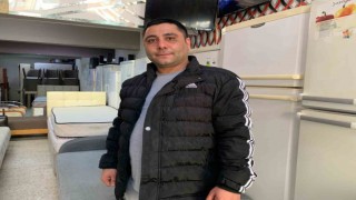 Üniversitelerde uzaktan eğitim kararıyla ikinci el eşya dükkanlarında yoğunluk başladı