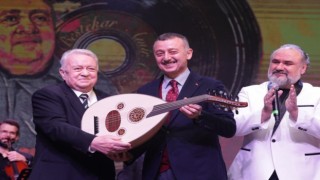 Ünlü musiki Amir Ateşe unutulmaz vefa gecesi