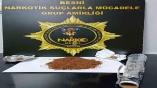 Uyuşturucu bulunduran şahıslar gözaltına alındı