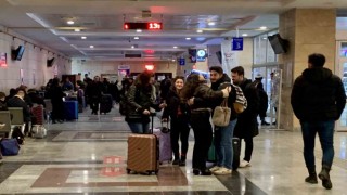 Uzaktan eğitim kararıyla birlikte Eskişehirde öğrenci göçü devam ediyor