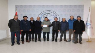 Vandaki Kırgız Türklerinden deprem bölgesine 340 bin TL yardım