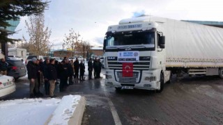 Vandan yeni yardım tırları deprem bölgesine gönderildi