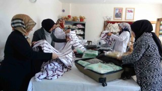 Vanlı kadınlar depremzedeler için seferber oldu